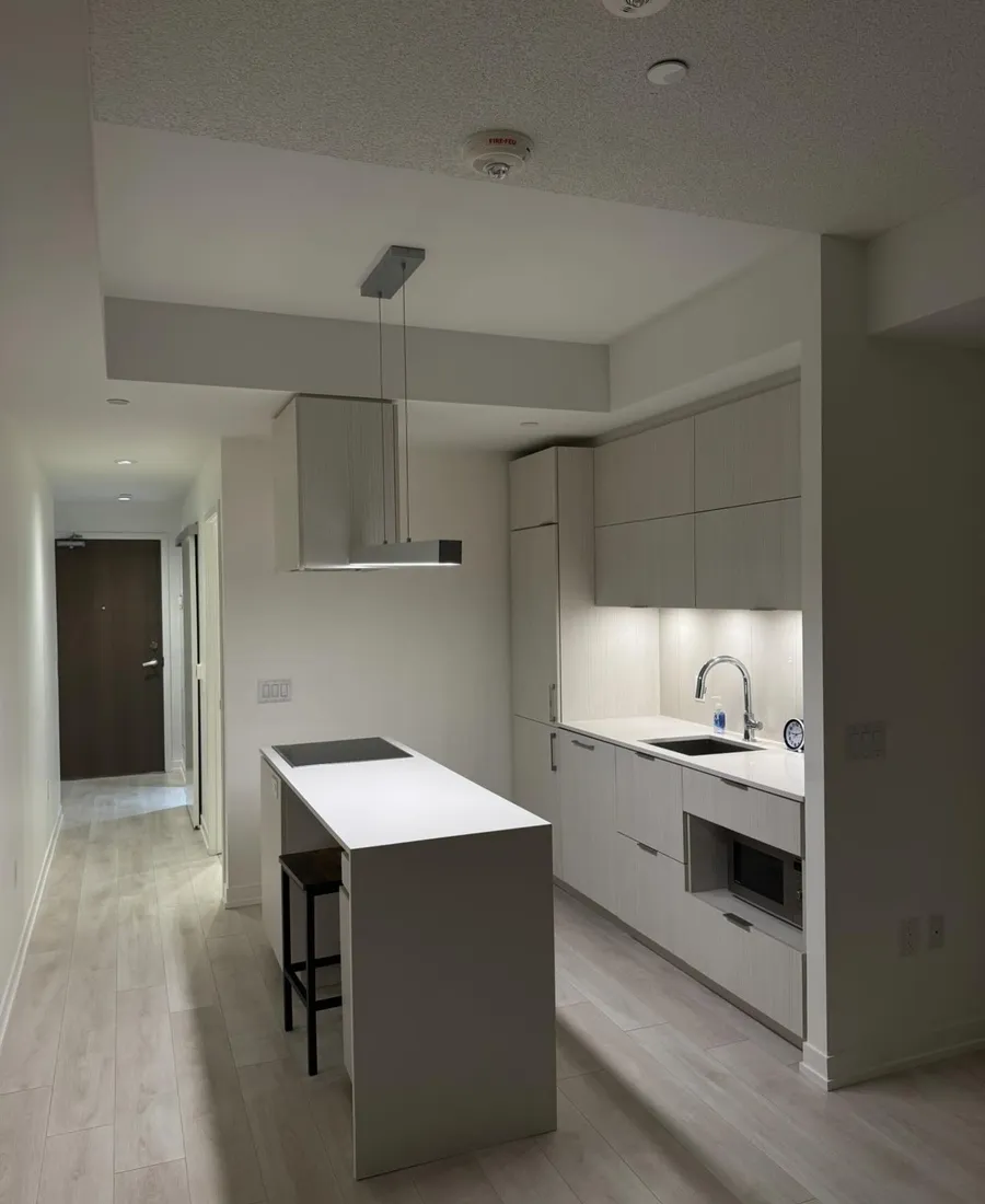 Completed contemporary condo kitchen renovation in Toronto
